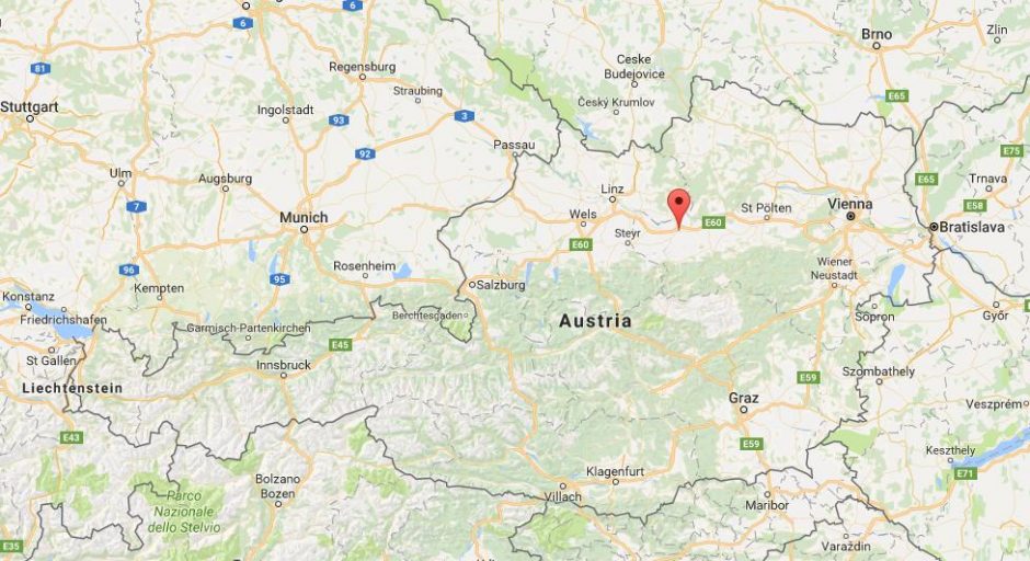 Where is Amstetten on map Austria